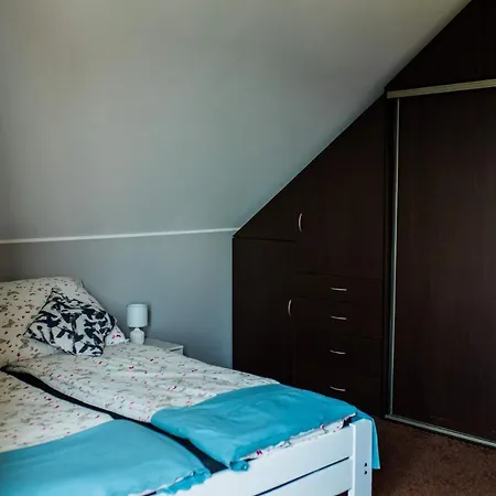 Na Gryfa 8 * Stężyca