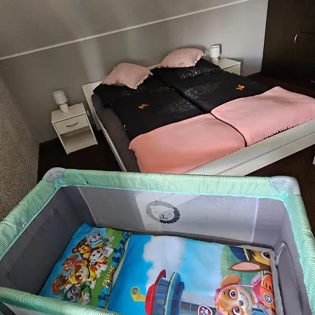 Na Gryfa 8 アパート Stężyca