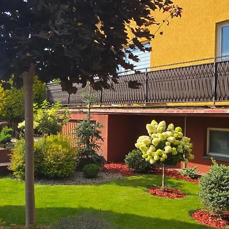 Na Gryfa 8 アパート Stężyca