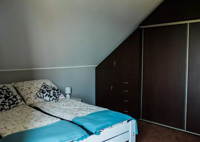 Na Gryfa 8 * Stężyca