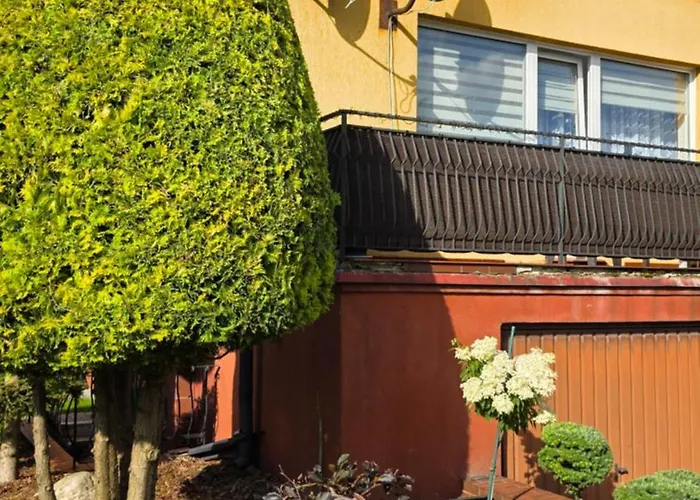 Na Gryfa 8 * Stężyca